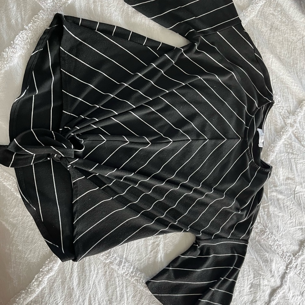 Le Femme black and white tee